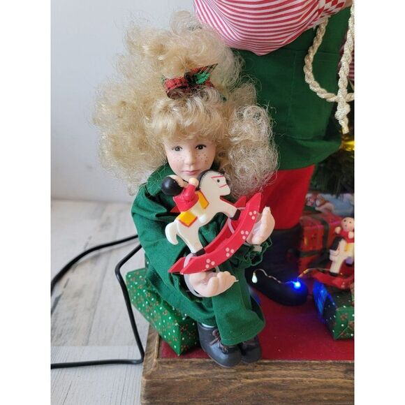 Holiday Creations 1993 Santa Claus tree animated elf kid Xmas present - Picture 3 of 16